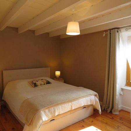 Joli Gite Rural Dans Un Havre De Paix Saint-Bonnet-le-Troncy Exterior foto